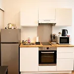 Laundry Loft- Studio1-proche Gare Centre Ville- Cnpe 公寓