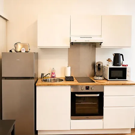 Laundry Loft- Studio1-proche Gare Centre Ville- Cnpe Apartmán