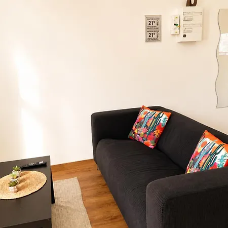 Apartmán Laundry Loft- Studio1-proche Gare Centre Ville- Cnpe *